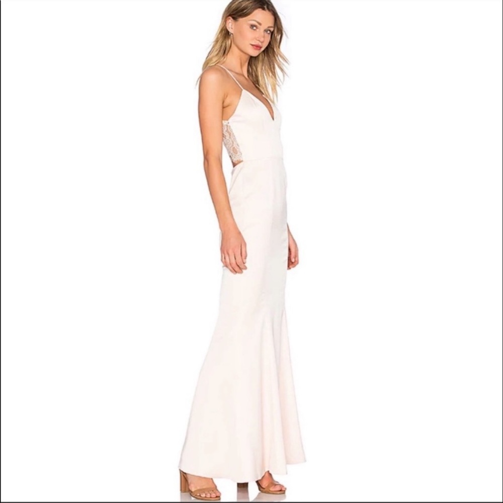 Lovers + Friends The Paris Dress in
Light Pink NWT